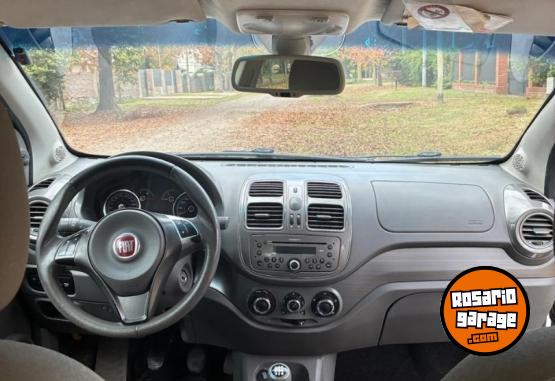 Autos - Fiat Grand siena 2014 Nafta 184000Km - En Venta