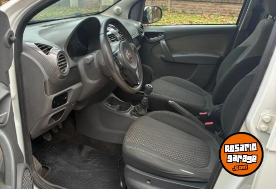 Autos - Fiat Grand siena 2014 Nafta 184000Km - En Venta