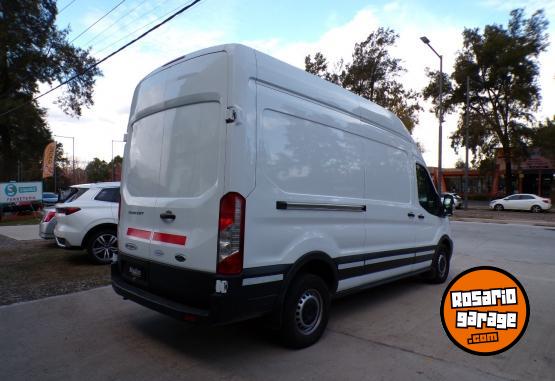 Utilitarios - Ford transit 2,2l 350l furgon 2022 Diesel 110000Km - En Venta