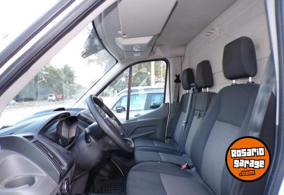 Utilitarios - Ford transit 2,2l 350l furgon 2022 Diesel 110000Km - En Venta