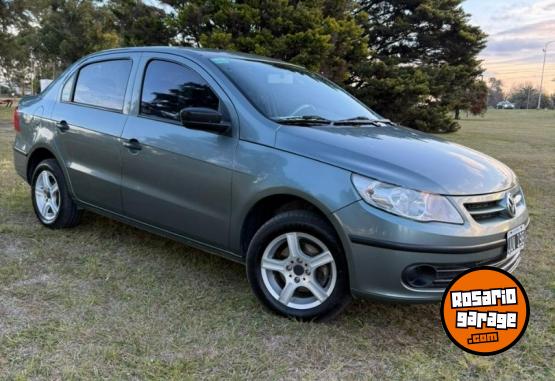 Autos - Volkswagen VOYAGE COMFORTLINE 2011 Nafta 104000Km - En Venta