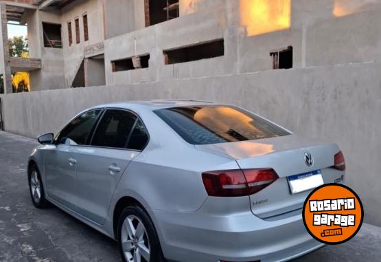 Autos - Volkswagen Vento 2016 Nafta 139000Km - En Venta