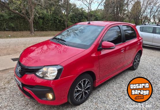 Autos - Toyota ETIOS XLS 2020 Nafta 39000Km - En Venta
