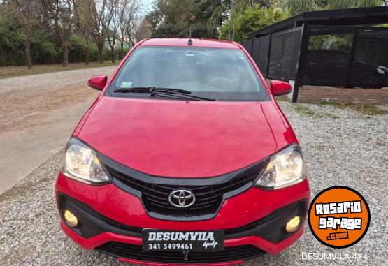 Autos - Toyota ETIOS XLS 2020 Nafta 39000Km - En Venta