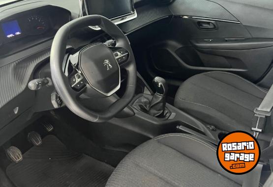 Autos - Peugeot 208 1.6 active 2024 Nafta 43000Km - En Venta