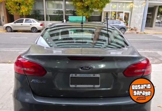 Autos - Ford Focus Se 2.0 4p 2013 Nafta 190000Km - En Venta
