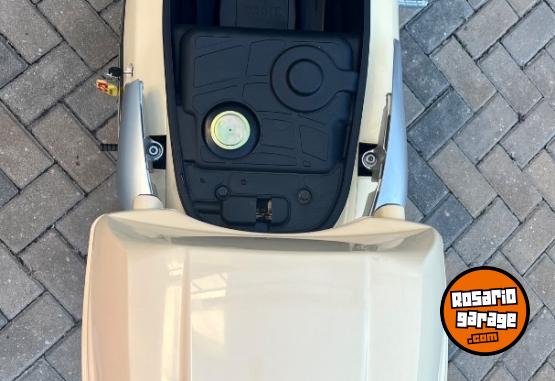 Motos - Kymco Like 125 2023 Nafta 16000Km - En Venta
