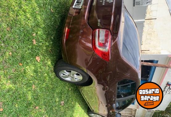 Autos - Renault Logan 2014 GNC 135000Km - En Venta