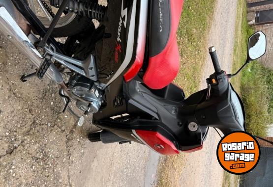 Motos - Gilera smash 125x 2023 Nafta 18000Km - En Venta