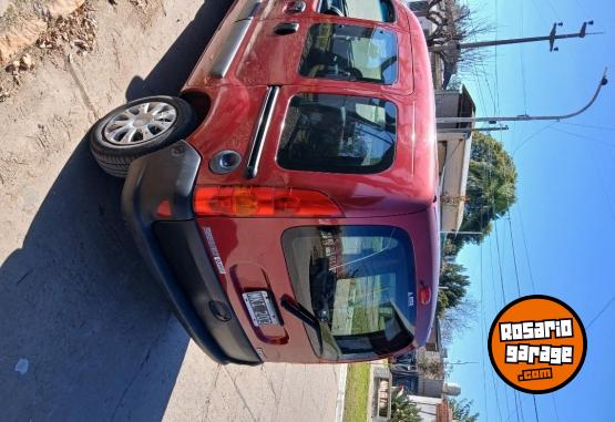 Utilitarios - Renault Kangoo 2013 Nafta 148000Km - En Venta