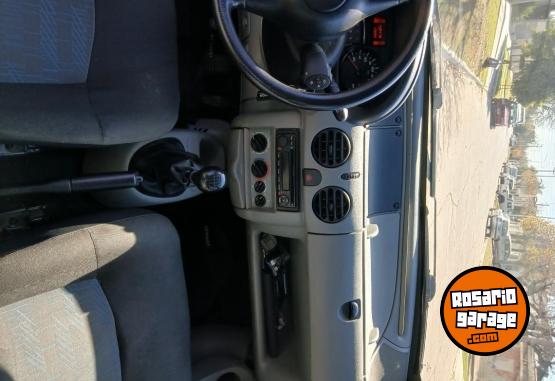 Utilitarios - Renault Kangoo 2013 Nafta 148000Km - En Venta