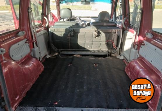 Utilitarios - Renault Kangoo 2013 Nafta 148000Km - En Venta