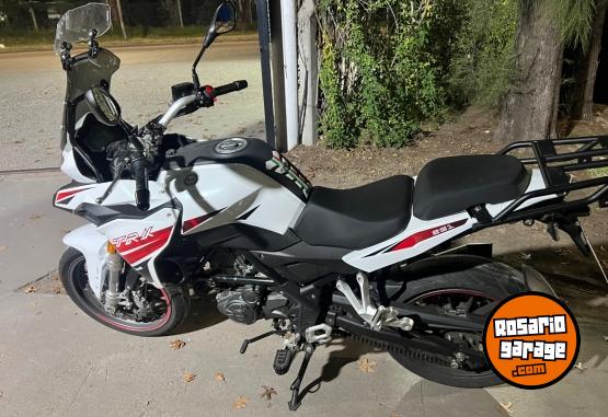 Motos - Benelli TRK 251 2025 Nafta 5975Km - En Venta