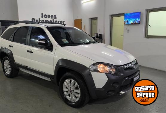 Autos - Fiat PALIO WEEKEND ADVENTURE 2013 Nafta 160000Km - En Venta