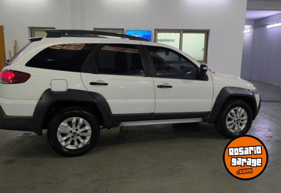 Autos - Fiat PALIO WEEKEND ADVENTURE 2013 Nafta 160000Km - En Venta