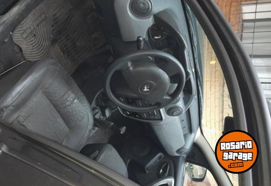 Camionetas - Renault Duster Expession 1.6  4x2 2012 Nafta 258000Km - En Venta