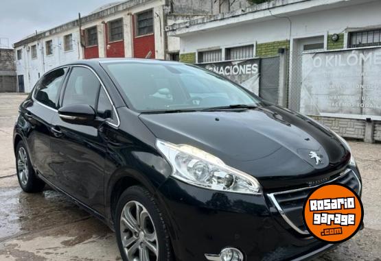 Autos - Peugeot 208 Feline 1.6 MT 2014 Nafta 64000Km - En Venta