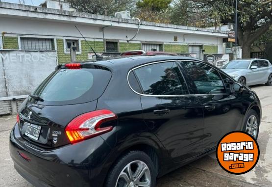Autos - Peugeot 208 Feline 1.6 MT 2014 Nafta 64000Km - En Venta