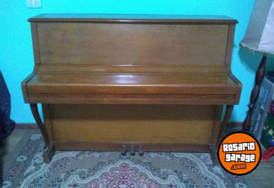 Instrumentos Musicales - Piano vertical - En Venta