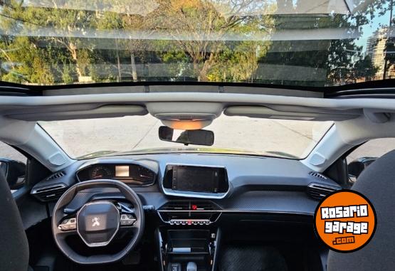 Autos - Peugeot 208 tiptronic 2022 Nafta 45000Km - En Venta