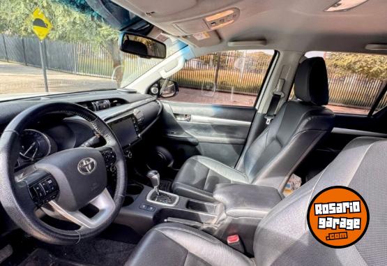 Camionetas - Toyota HILUX DC SRX 2.8 TDI 2021 Diesel  - En Venta