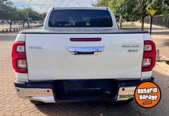 Camionetas - Toyota HILUX DC SRX 2.8 TDI 2021 Diesel  - En Venta