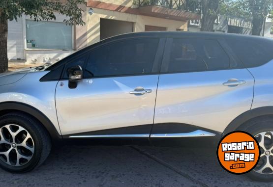 Autos - Renault Captur intens 1.6 2020 Nafta 87800Km - En Venta