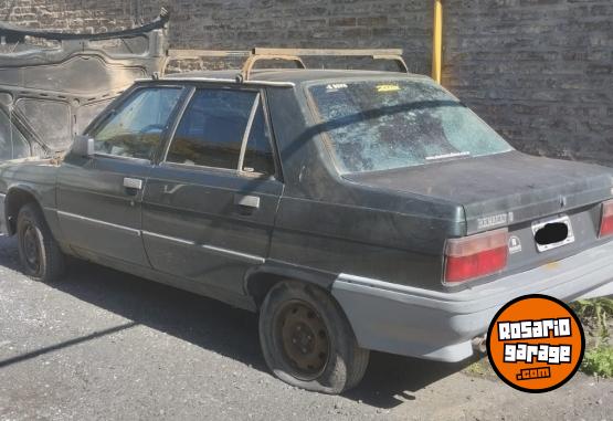 Autos - Renault 9 1996 GNC 111111Km - En Venta