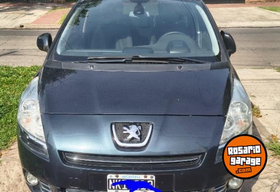 Autos - Peugeot 5008 Allure plus 2014 Nafta 140000Km - En Venta