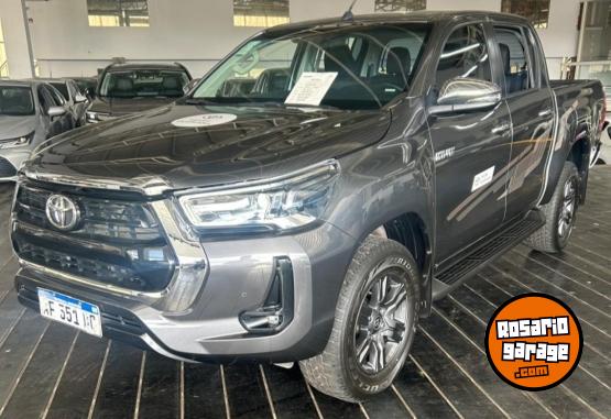 Camionetas - Toyota Hilux 4x2 SRV 2.8 6MT 2022 Diesel 42900Km - En Venta