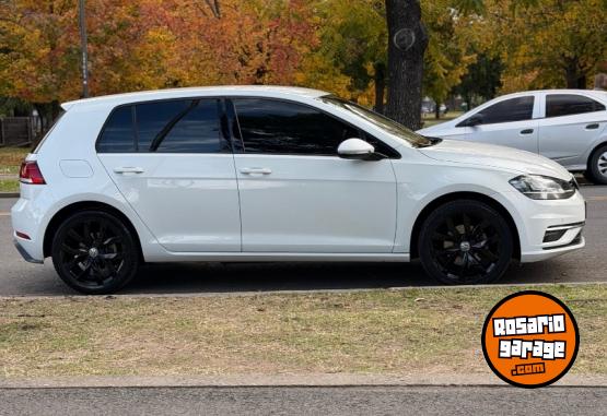 Autos - Volkswagen Golf 2018 Nafta 105000Km - En Venta