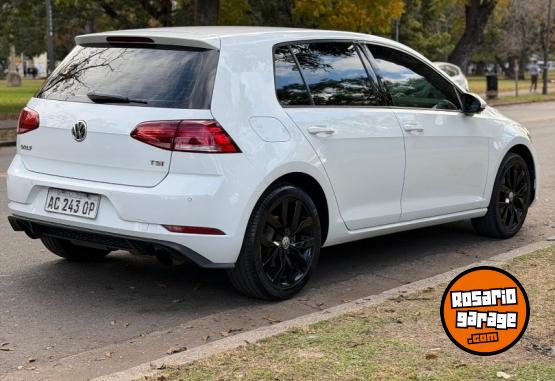 Autos - Volkswagen Golf 2018 Nafta 105000Km - En Venta