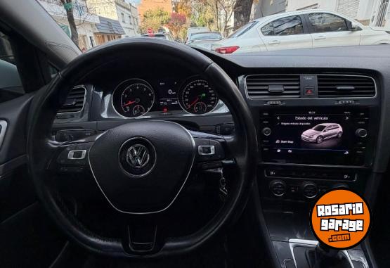Autos - Volkswagen Golf 2018 Nafta 105000Km - En Venta