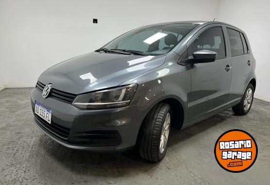 Autos - Volkswagen FOX COMFORTLINE 1.6 MSI 5 2017 Nafta 102867Km - En Venta