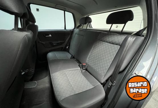 Autos - Volkswagen FOX COMFORTLINE 1.6 MSI 5 2017 Nafta 102867Km - En Venta