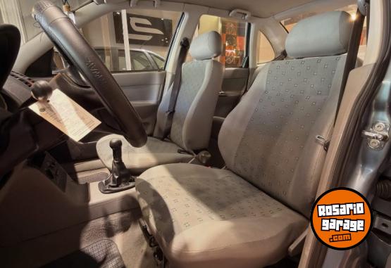 Autos - Volkswagen Polo 2006 Nafta 300000Km - En Venta
