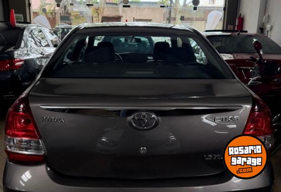 Autos - Toyota Etios xls 1.5 2018 Nafta 45000Km - En Venta