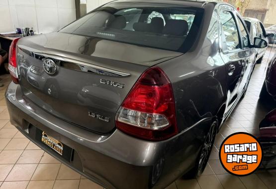 Autos - Toyota Etios xls 1.5 2018 Nafta 45000Km - En Venta