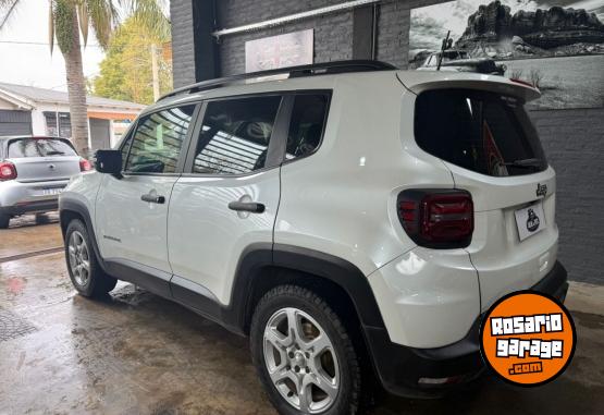 Autos - Chrysler JEEP RENEGADE 1.8 SPORT A 2023 Nafta 62000Km - En Venta