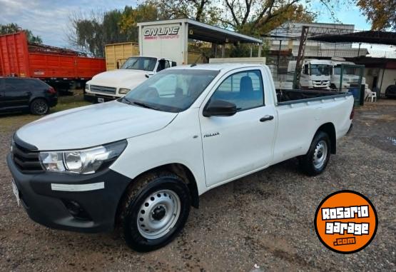 Camionetas - Toyota HILUX 2022 Diesel 100000Km - En Venta
