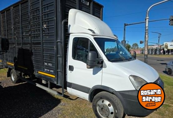 Camiones y Grúas - VENDO IVECO DAILY 70C170 CON CARROCERIA - En Venta