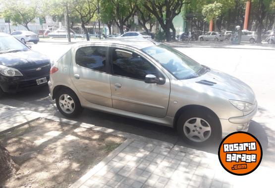 Autos - Peugeot 206 2007 Diesel 230000Km - En Venta
