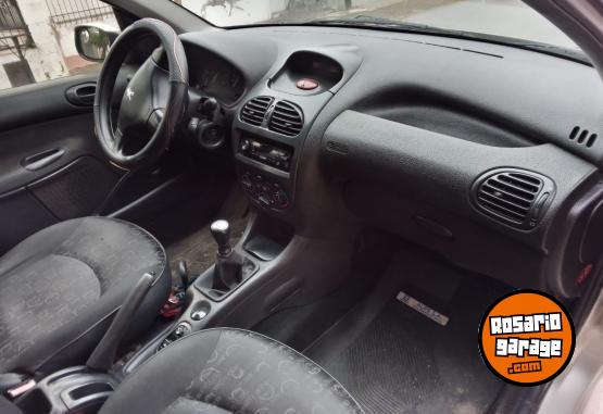 Autos - Peugeot 206 2007 Diesel 230000Km - En Venta