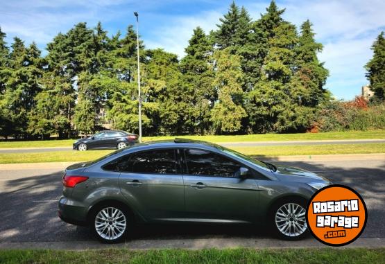 Autos - Ford Focus 2015 Nafta 113000Km - En Venta