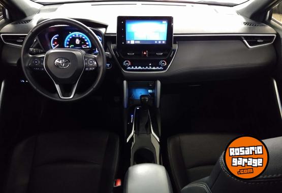 Autos - Toyota Corolla Cross SEG HEV 1.8 2022 Nafta 84000Km - En Venta