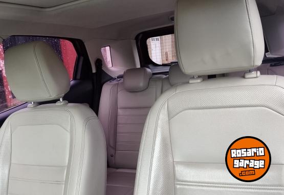 Autos - Ford Ecosport titanium 2017 Nafta 98000Km - En Venta