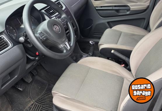Autos - Volkswagen Suran 2011 GNC 110000Km - En Venta