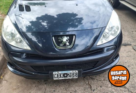 Autos - Peugeot 207 2010 Nafta 98000Km - En Venta