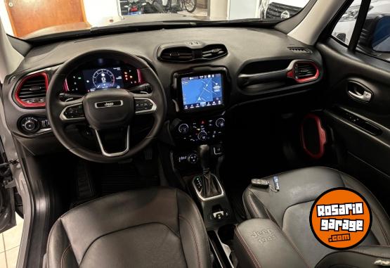 Camionetas - Jeep RENEGADE TRAILHAWK 2023 Nafta 41000Km - En Venta