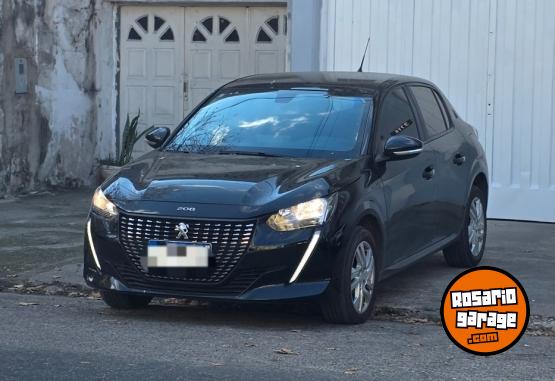 Autos - Peugeot 208 tiptronic 2022 Nafta 45000Km - En Venta